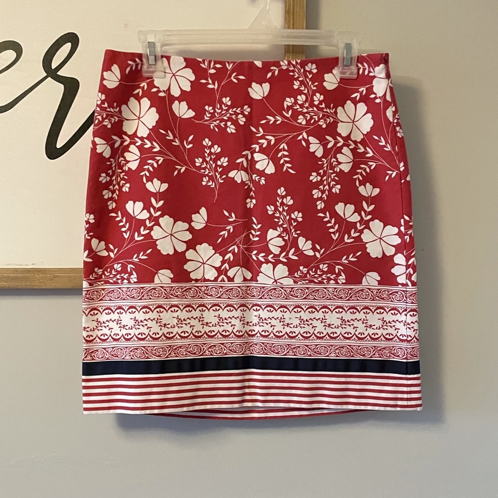 LOFT Ann Taylor Skirt Size 6 Petite